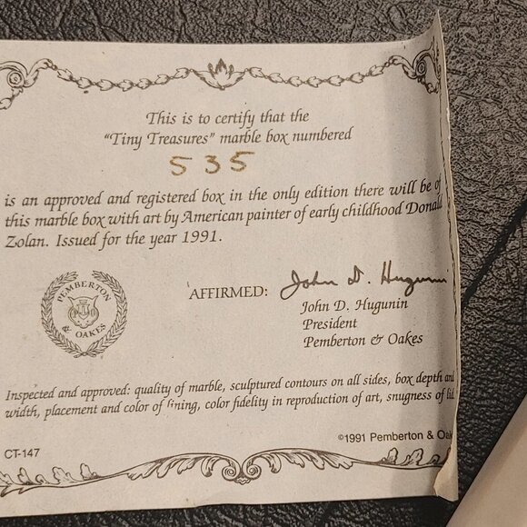 Pemberton Oakes Donald Zolan Tiny Treasures Marble Trinket Box - Picture 6 of 7